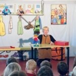 Theaterstück für kinder - Sina und Tim spielen Doktor